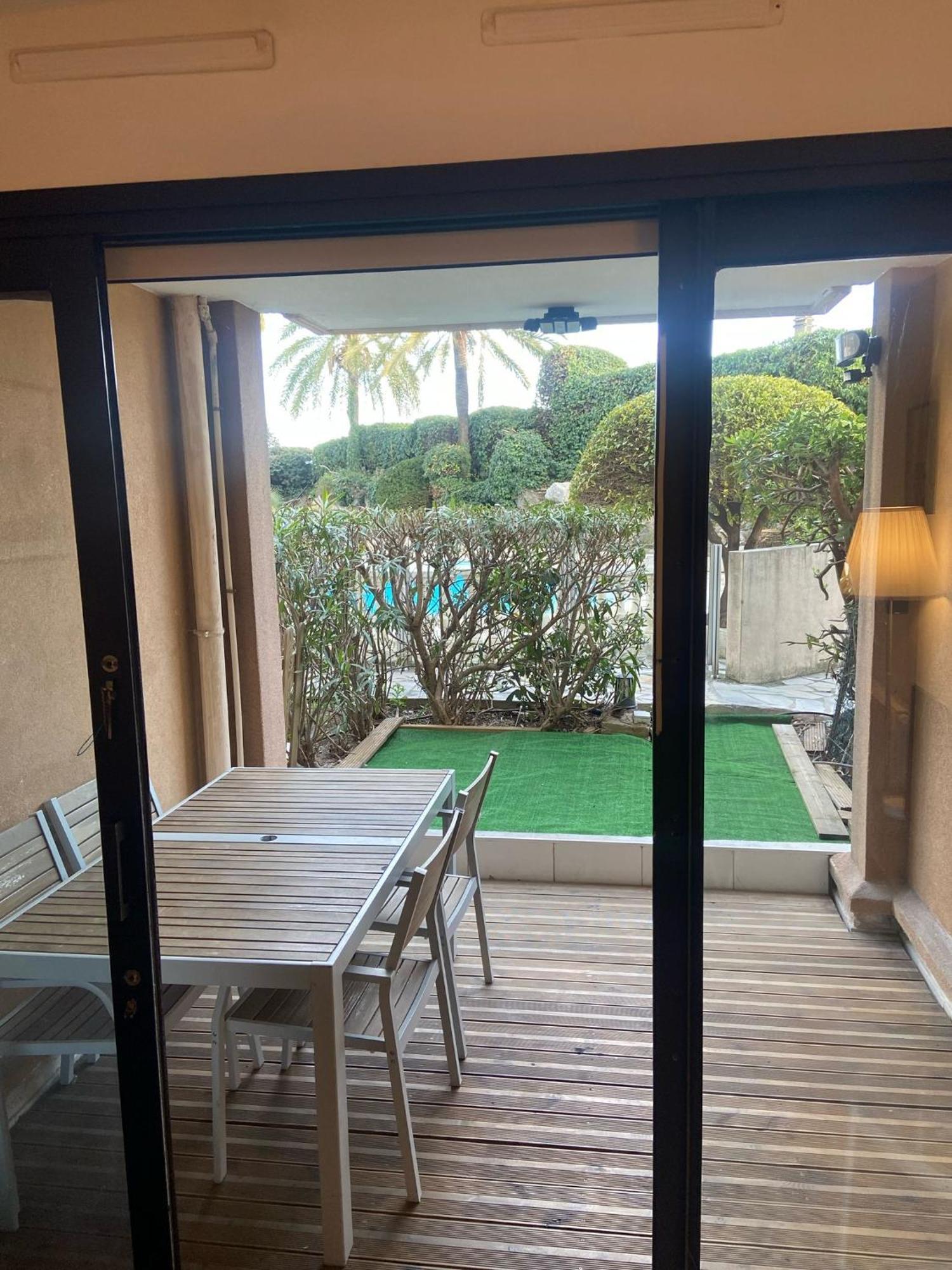 Cyrnos Apartment Cannes Bagian luar foto